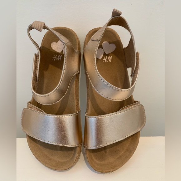 H&M toddler/girls blush gold sandals. Size 9.5 - Picture 6 of 9